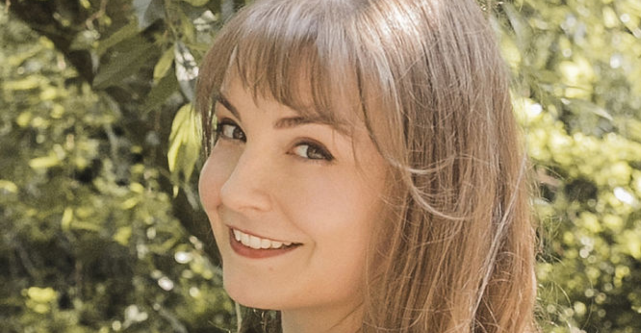 Discover the Maria Cassano writing process — from her daily rituals to mindset and editing tips every writer wants to know.